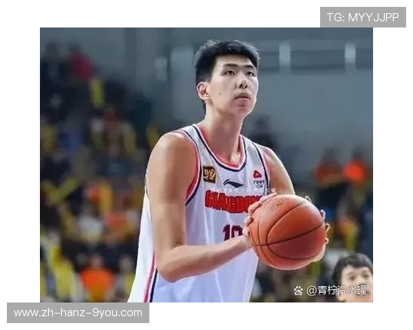 上海篮球队个人能力引发热议球迷对球员表现的不同看法与争论