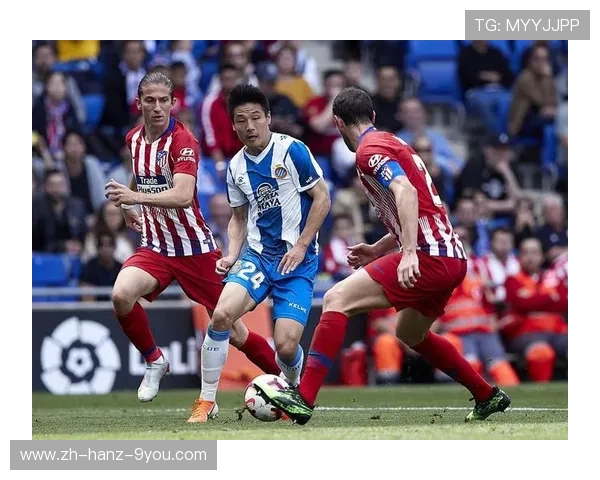 杭州足球队以54分领跑大满贯积分榜展现强劲实力与团队合作精神